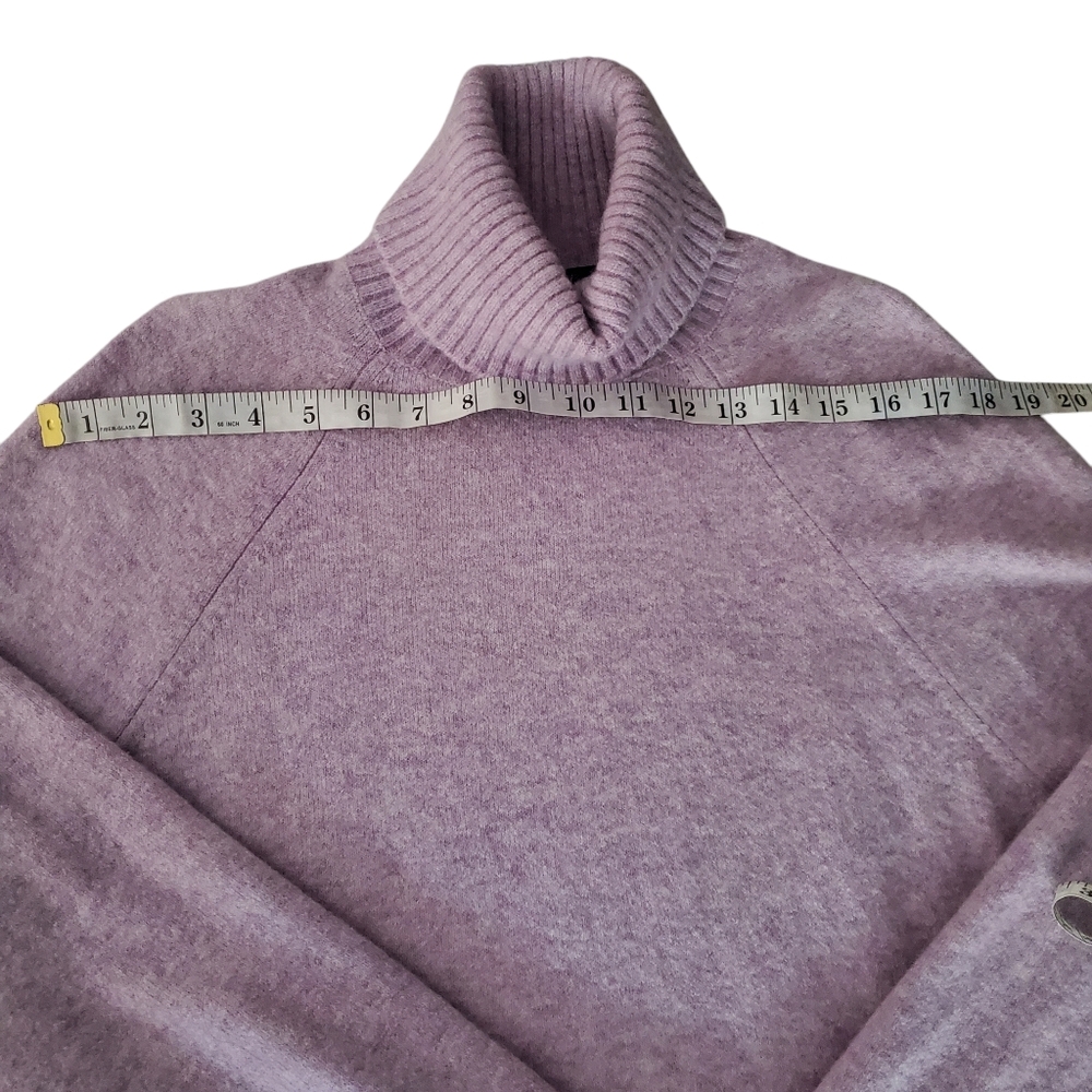 J.CREW Lavender Alpaca/ Wool Blend‎ High-Low Turtle Neck Sweater Women’s Large - Picture 8 of 14